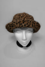 Load image into Gallery viewer, Leopard Print Furry Bowler Hat
